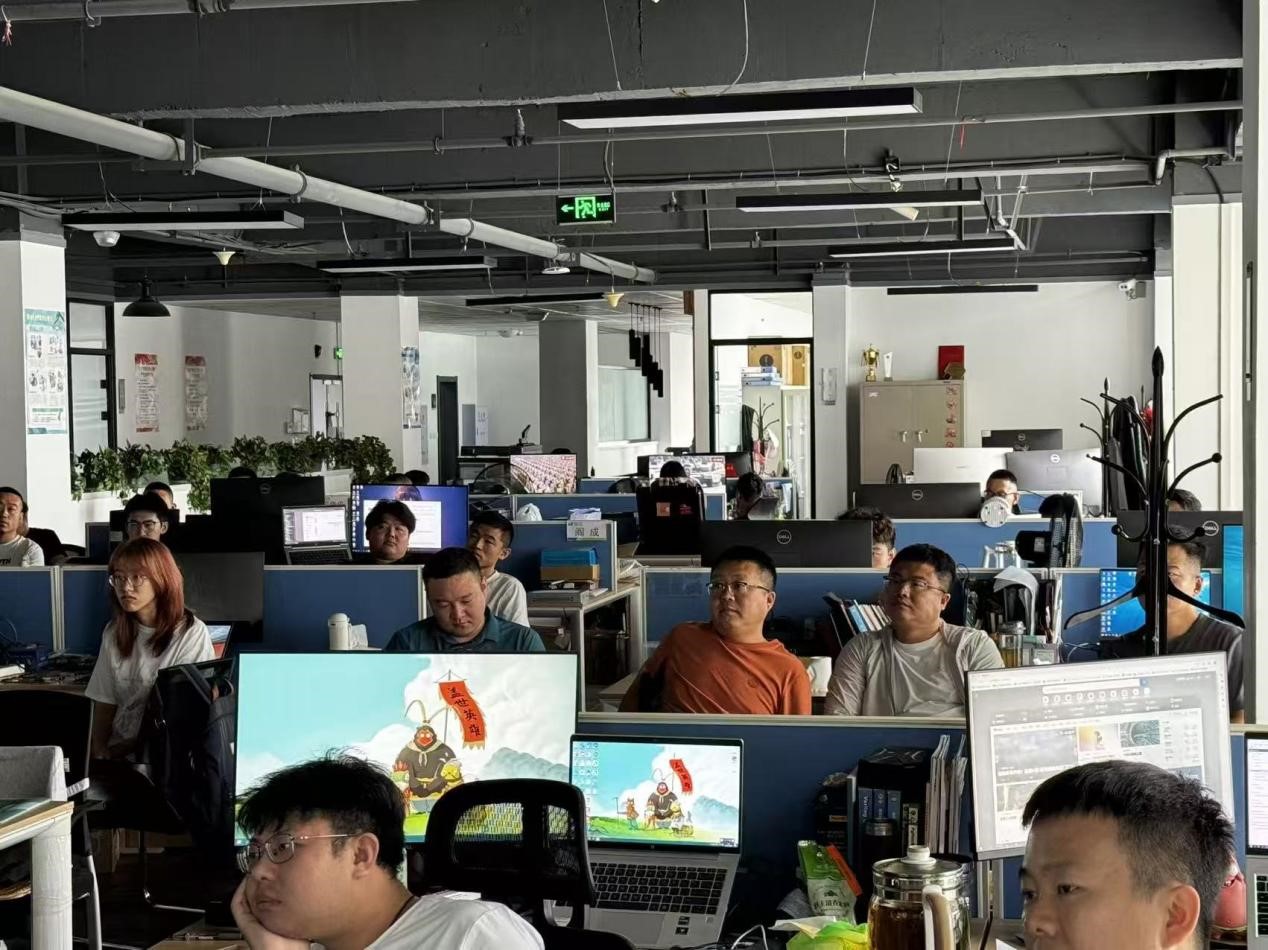 1764753847757417.jpg 3.jpg