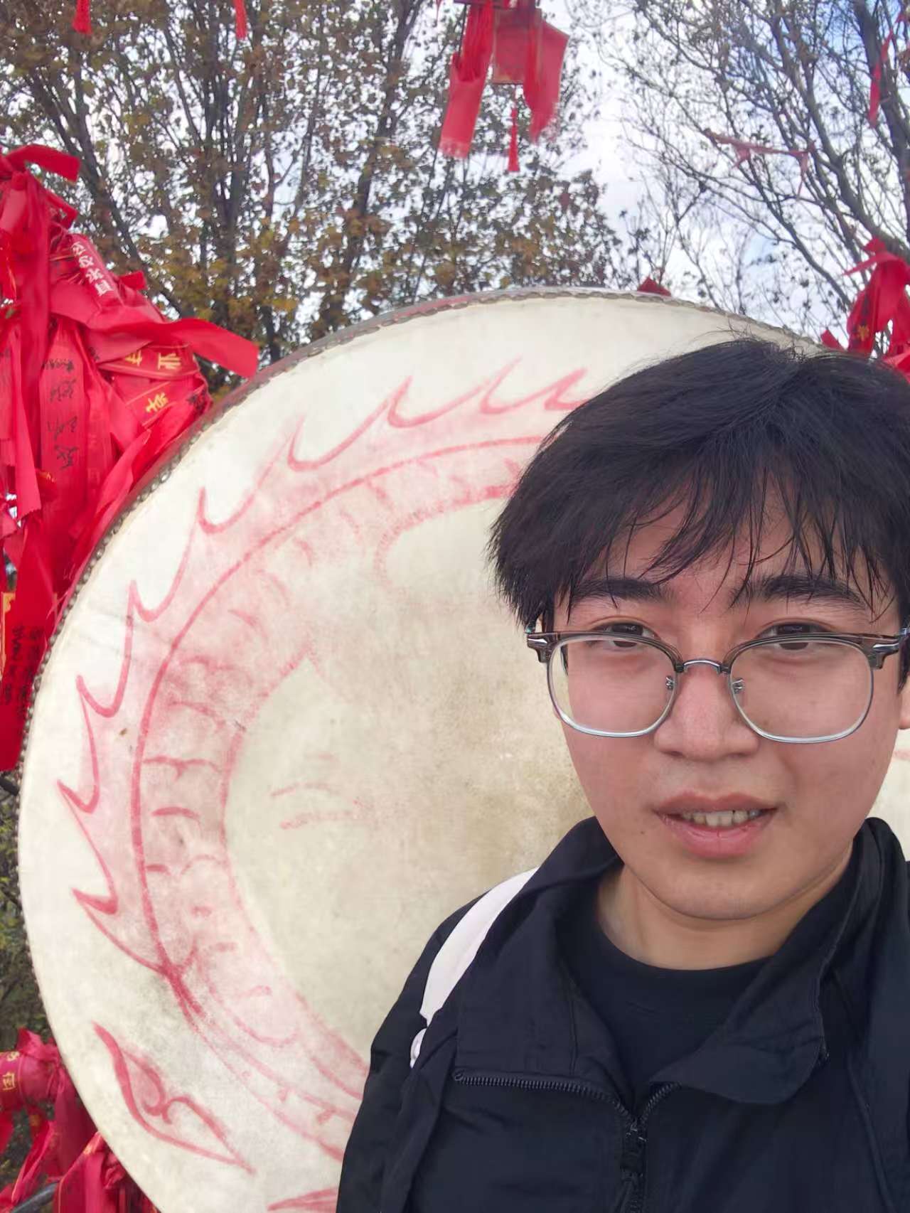 1764754525176349.jpg 4、刘禹辰12点14分登顶.jpg