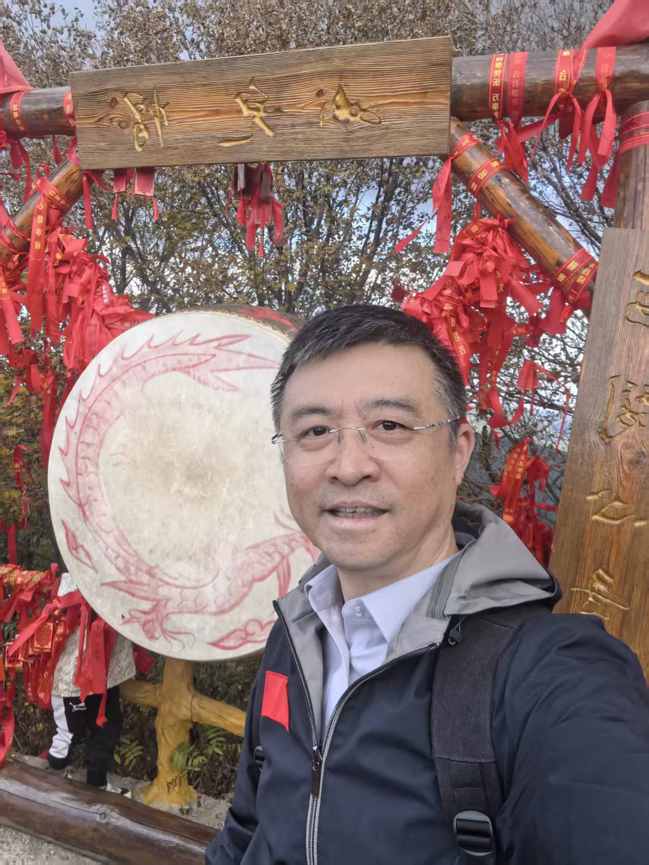 1764754727629520.jpg 11、戴毓丰13点正登顶.jpg